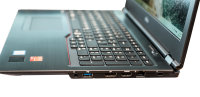 Fujitsu Celsius H7510 CAD i7-10850H 6Kerne 32GB RAM 512GB SSD T1000